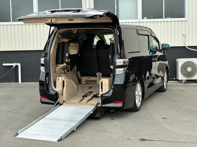 ヴェルファイア　2.4Ｘ　ウェルキャブ車いす仕様スロープタイプⅡ